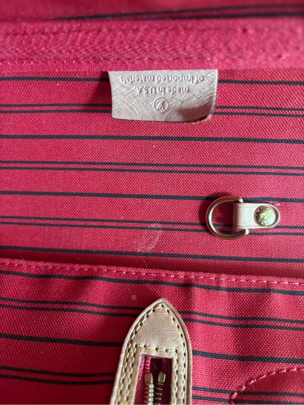 Louis Vuitton Neverfull MM Tote